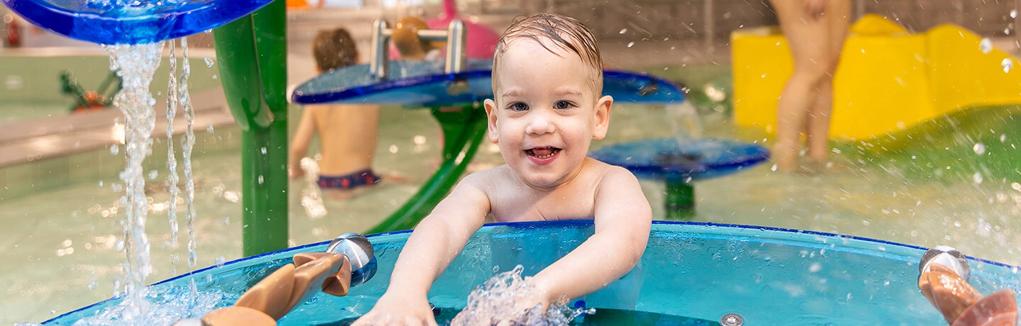 LAGO piscine pour enfants familier avec l'eau
