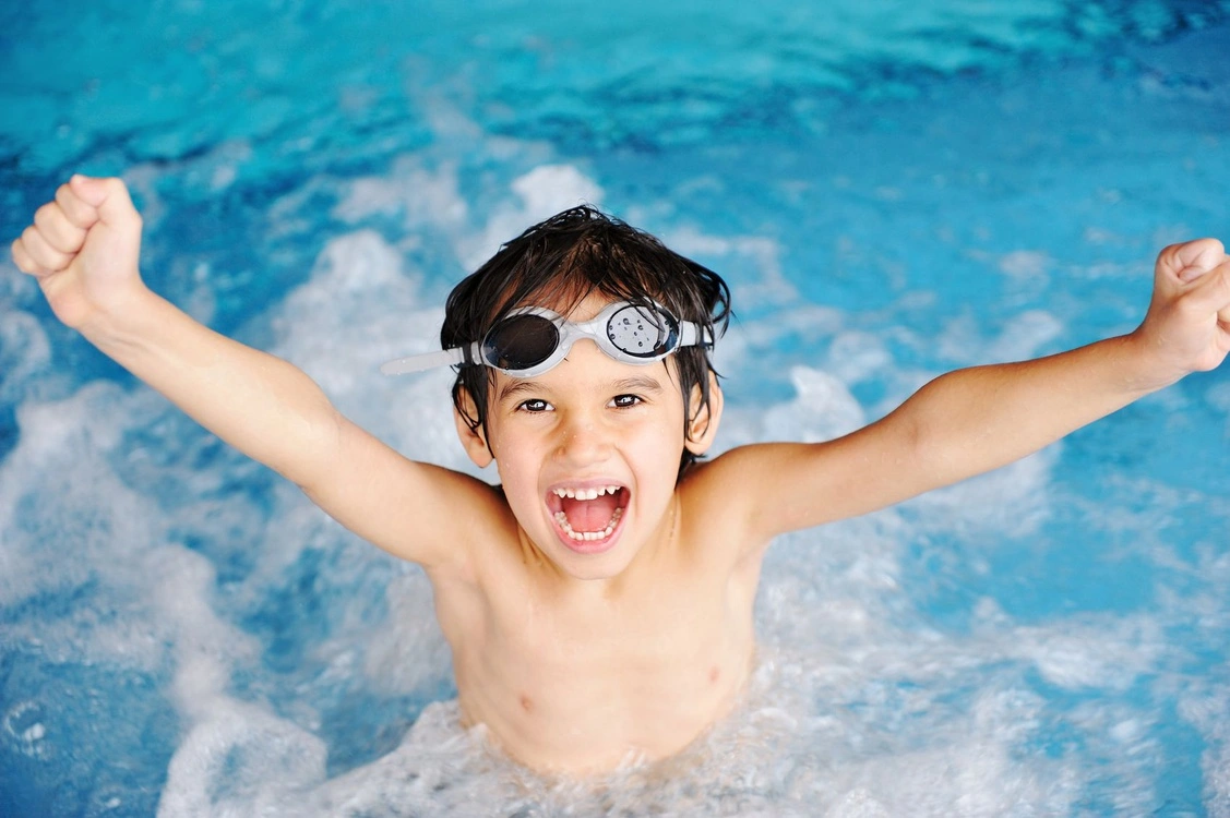 LAGO Mons stages de natation enfant