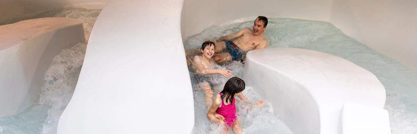 LAGO Sint-Truiden wildwaterbaan papa met kids