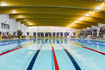 LAGO Brugge sportbad banen
