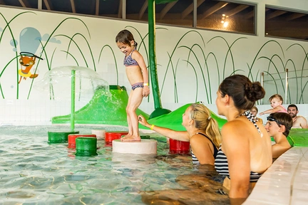LAGO Beveren familie in kinderbad