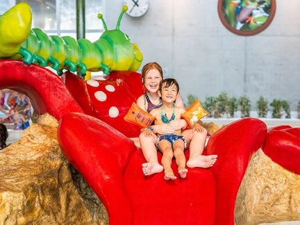 LAGO Gent kindjes op kinderglijbaan