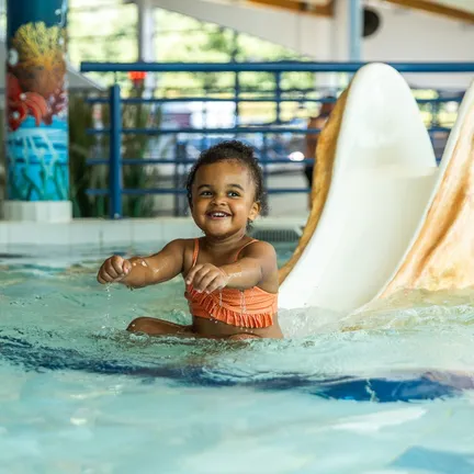 LAGO Pelt kinderbad mini glijbaan