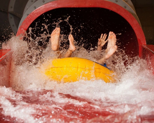 LAGO Gent bandenglijbaan waterpret