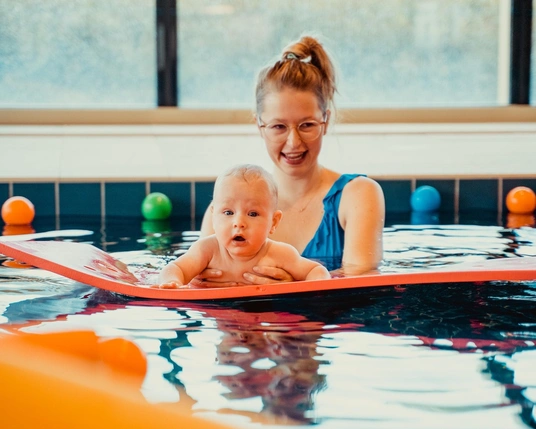 Lago Gent watergewenning kindje en mama