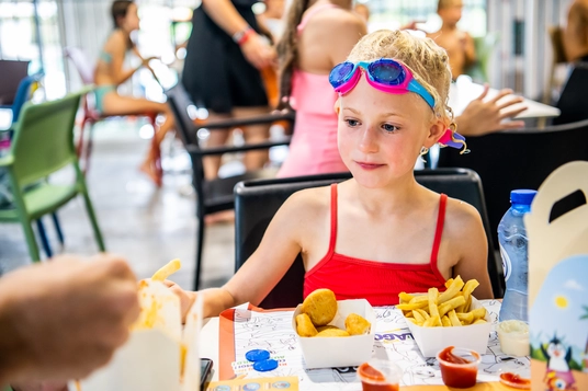 LAGO Brugge zwemmersterras kindje met combideal