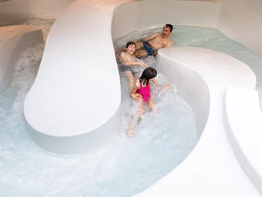 LAGO gezin in wildwaterbaan