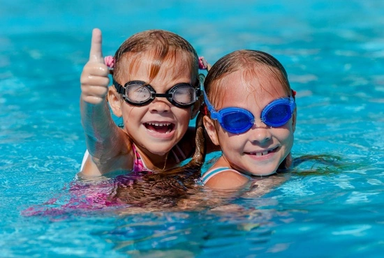 LAGO Mons écoles enfants dans l'eau
