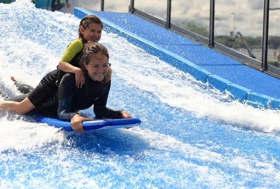 LAGO Mons lago surf fun