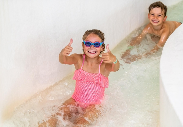 LAGO wildwaterbaan duimpjes omhoog