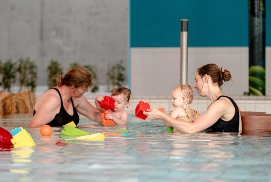 Lago Gent watergewenning kindjes en mama's