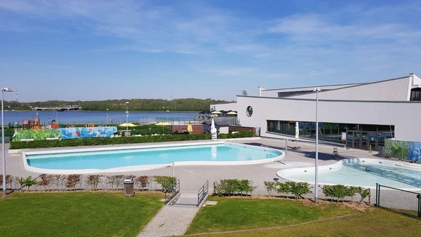 LAGO Mons Piscine du Grand Large