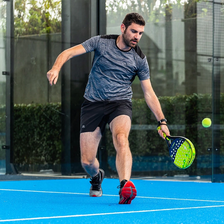 LAGO Beveren man speelt padel