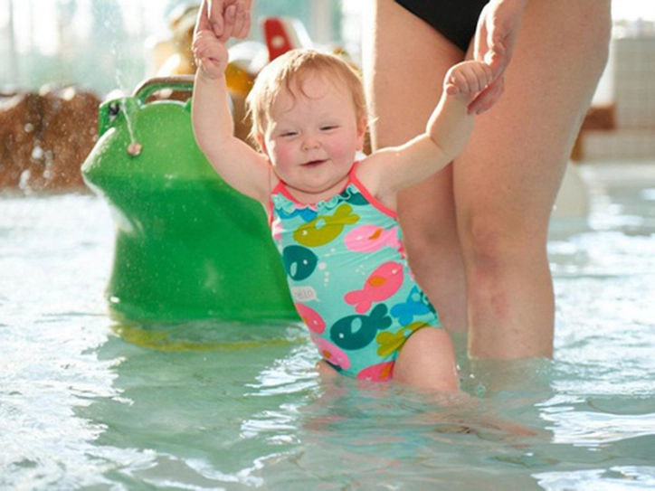 LAGO Brugge zwemmen met baby