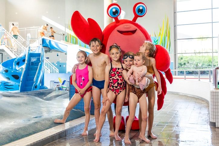 Mascotte Knab met kinderen
